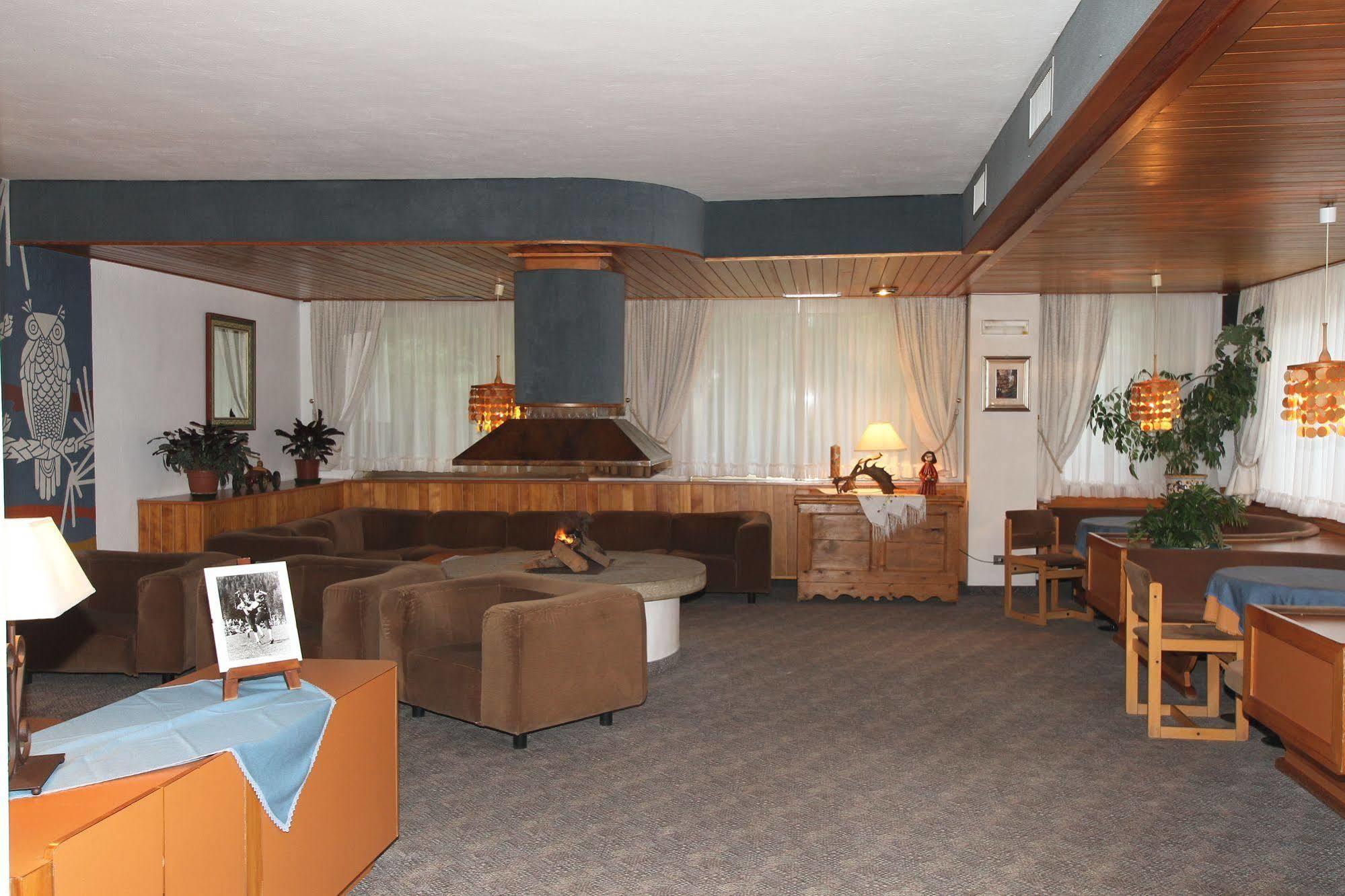 Hotel Villa Rosa カンピテッロ・ディ・ファッサ エクステリア 写真