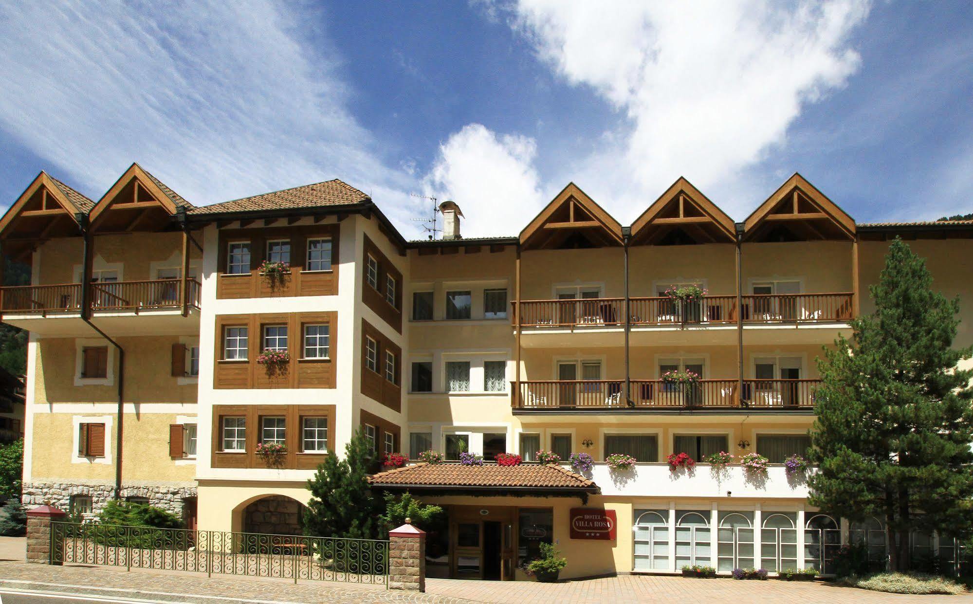 Hotel Villa Rosa カンピテッロ・ディ・ファッサ エクステリア 写真